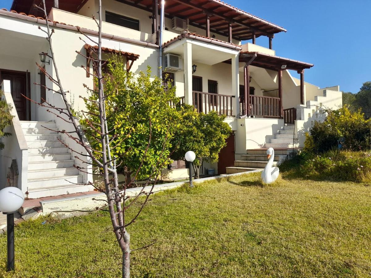 Apartments Giannis Metamorfosi  Luaran gambar